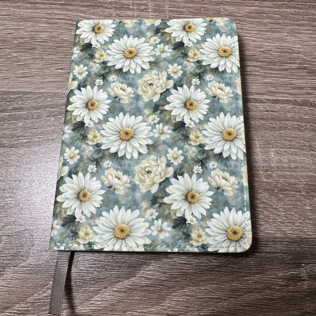 Neutral Daisies Journal - Daisy Journal - Daisy Blossom Journal - Writing Journal - Daisy Diary - Writers Gift - Diary Gift - Journal Gift